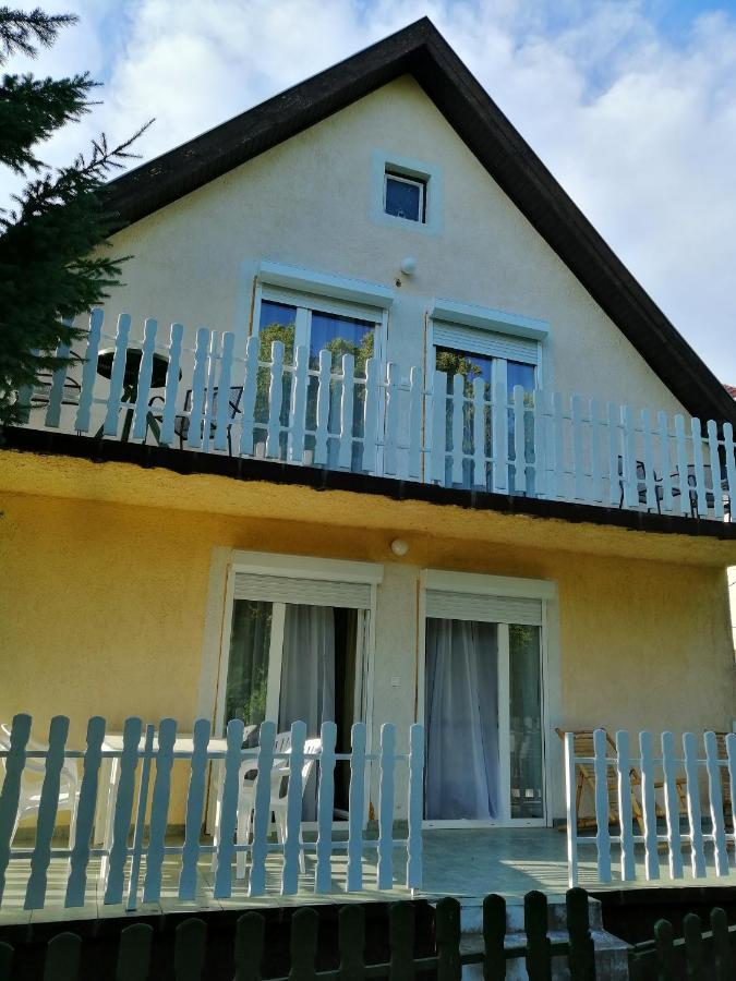 Nyirfa Apartman Вонярцвашхедь Экстерьер фото