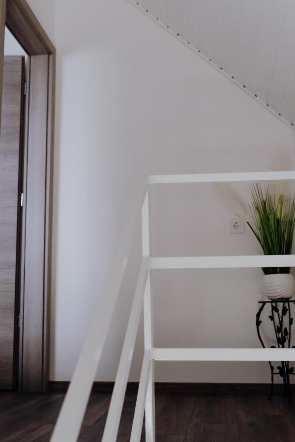 Nyirfa Apartman Вонярцвашхедь Экстерьер фото