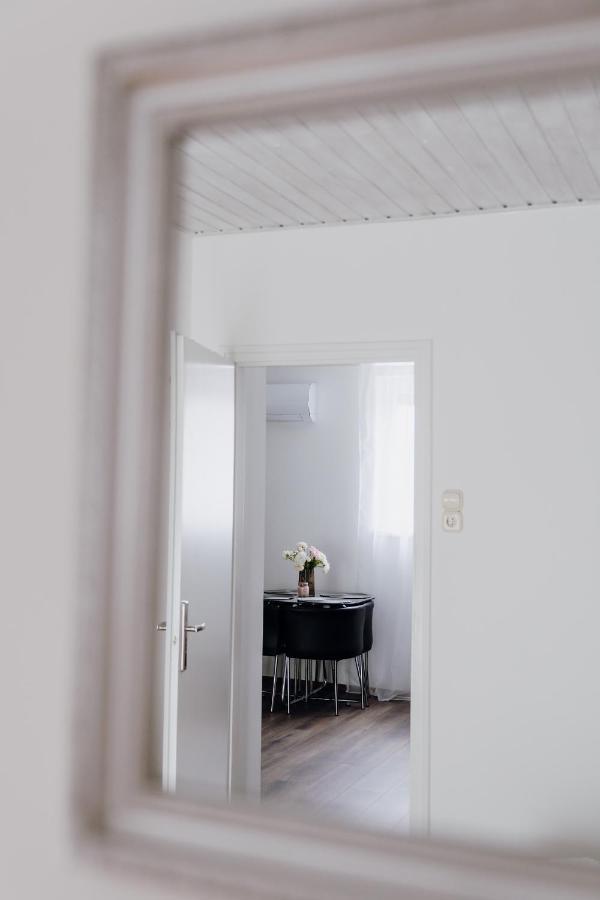 Nyirfa Apartman Вонярцвашхедь Экстерьер фото